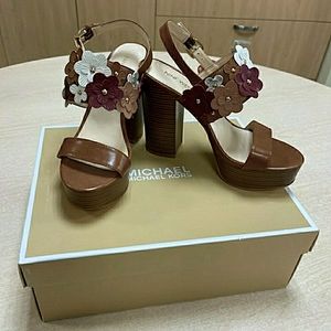 Flowers Ladies shoes